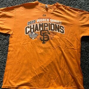 2010 sf giants world champions t shirt.
